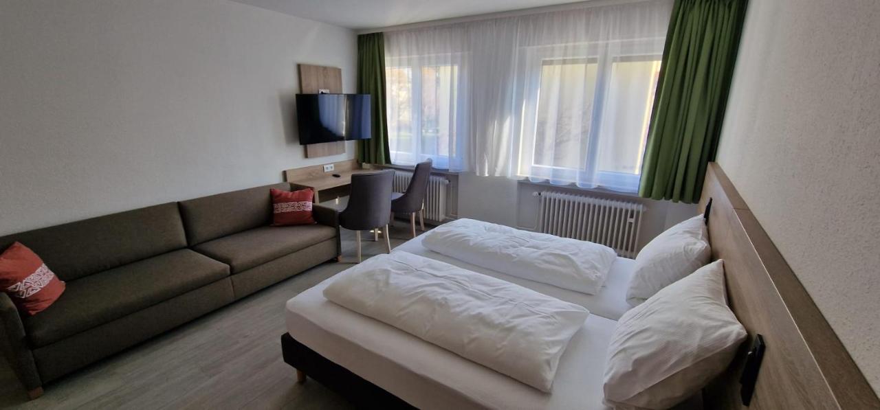 Hotel Ladage Francoforte sul Meno Esterno foto